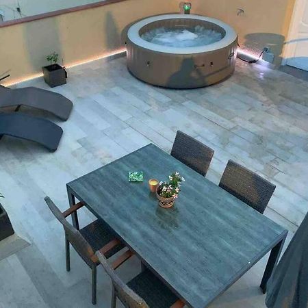 デルテブレCasa Del Arbol En El Delta Del Ebroアパートメント エクステリア 写真