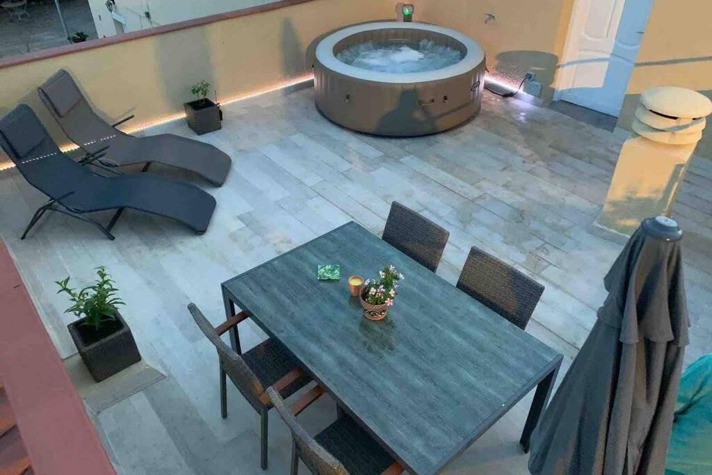 デルテブレCasa Del Arbol En El Delta Del Ebroアパートメント エクステリア 写真